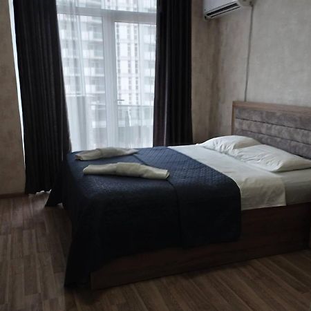 Apartment In Orbi Sea Tower Батуми Екстериор снимка