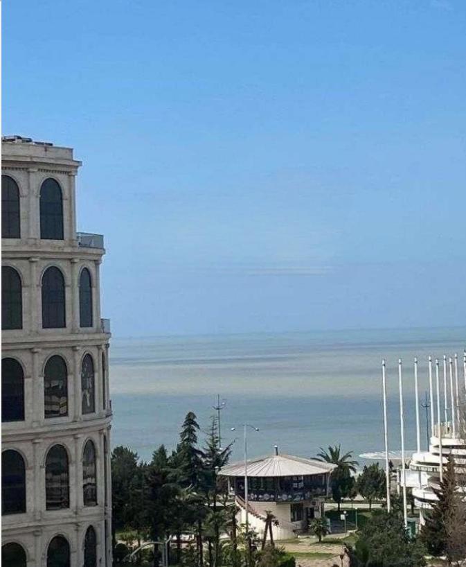 Apartment In Orbi Sea Tower Батуми Екстериор снимка